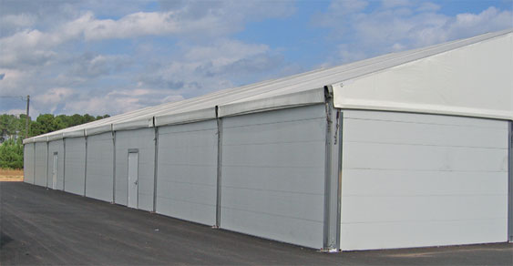 Exterior de una Nave Industrial
